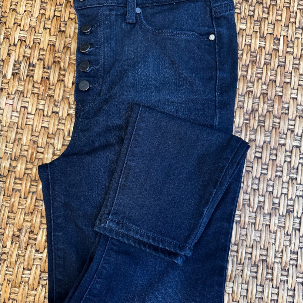 Paige Skinny Jeans Size 29! Like new!